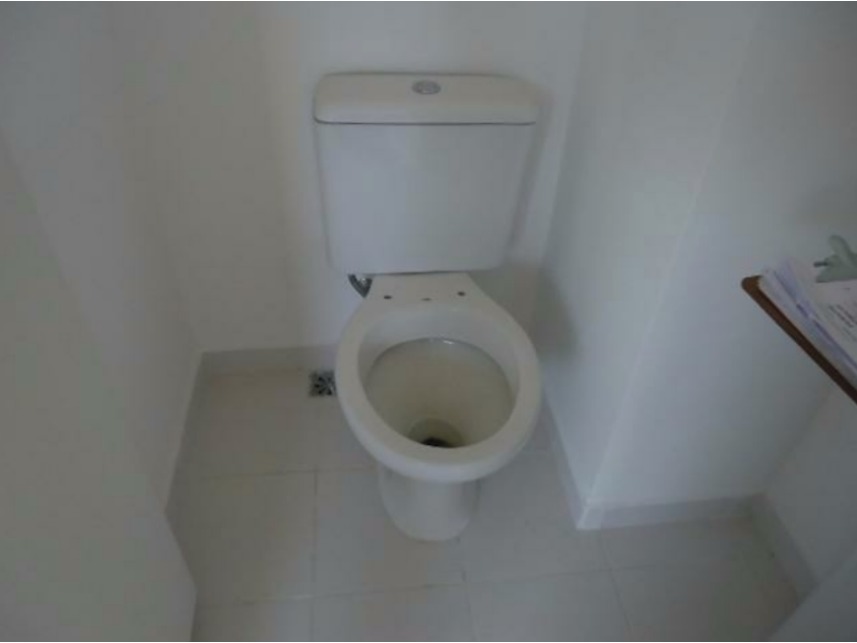 Imagem 20 do Leilão de Sala - Cascadura - Rio de Janeiro/RJ