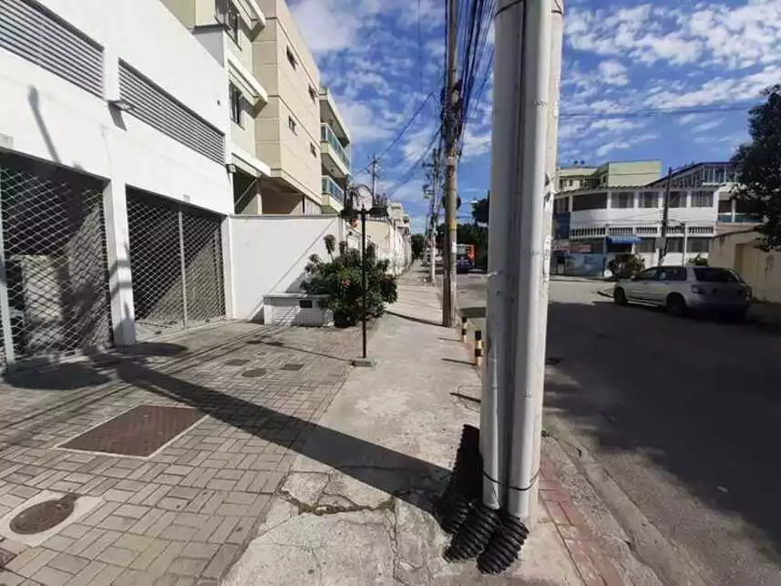 Imagem 18 do Leilão de Sala - Cascadura - Rio de Janeiro/RJ