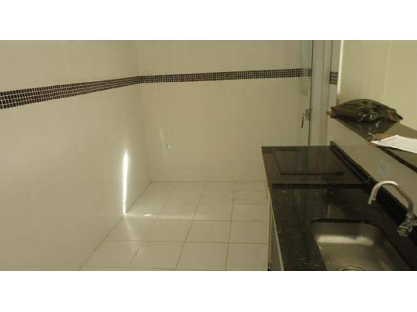 Imagem 7 do Leilão de Apartamento - Condomínio Residencial Jardim Serrano - São Lourenço/MG