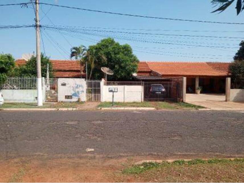 Imagem 1 do Leilão de Casa - Vila Residencial de Fronteira - Fronteira/MG