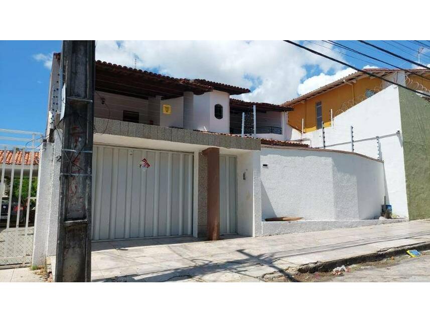 Imagem 2 do Leilão de Casa - Loteamento Lago Jacarey - Fortaleza/CE