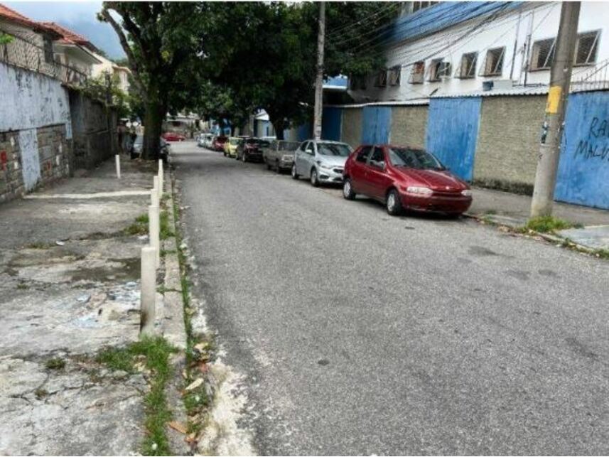 Imagem 8 do Leilão de Casa - Vila Isabel - Rio De Janeiro/RJ