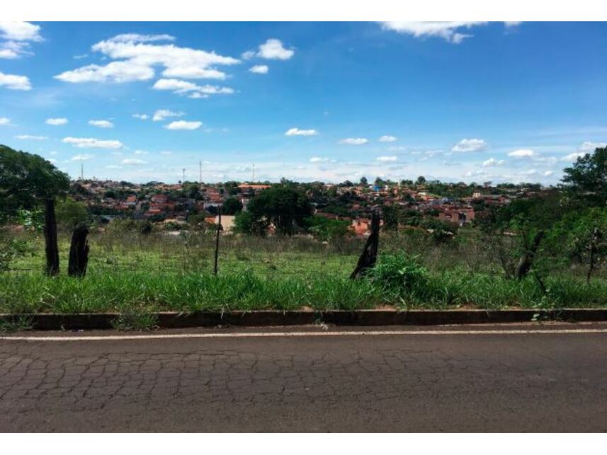 Imagem 1 do Leilão de Terreno - Centro - Valparaíso/SP