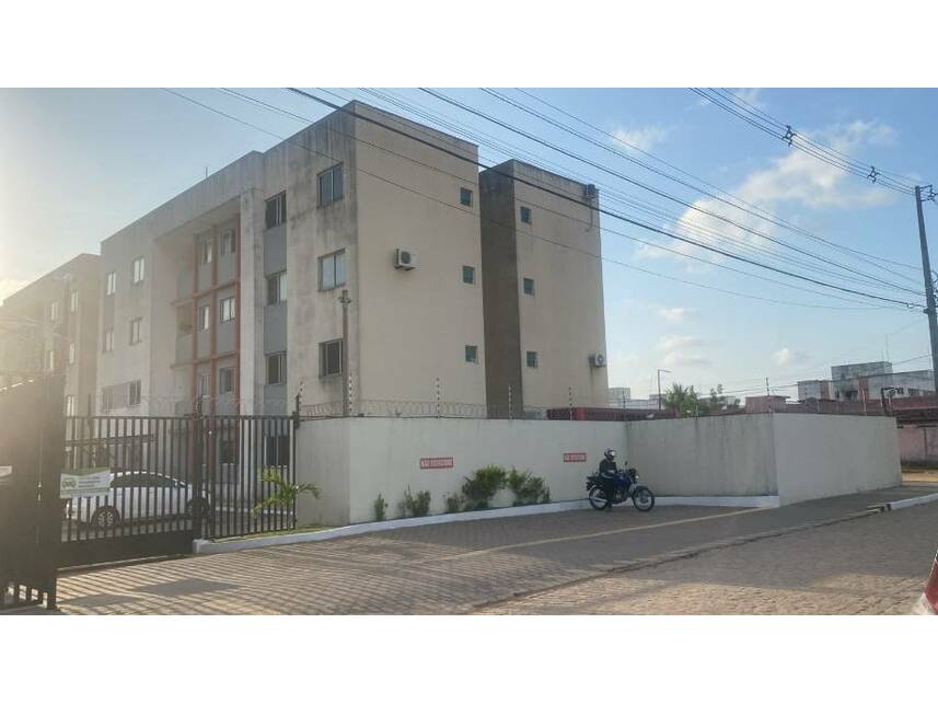 Apartamento à venda em leilão, localizado em Natal - RN