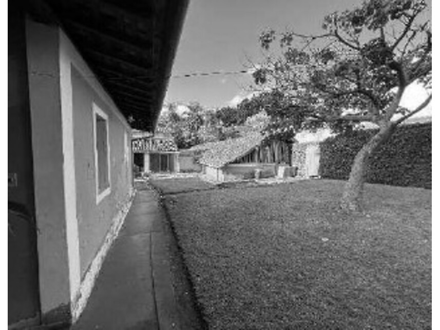 Casa à venda em leilão, localizado em Carangola - MG