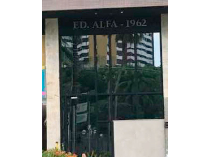Apartamento à venda em leilão, localizado em Salvador - BA