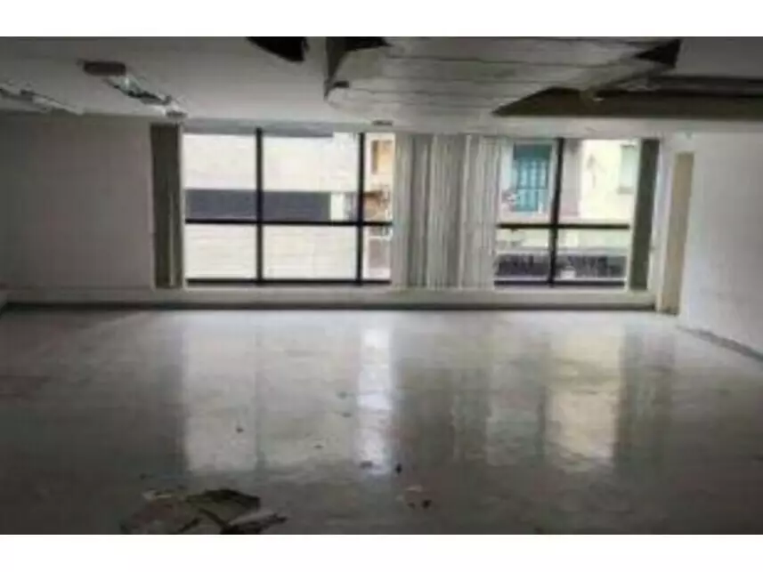 Imóvel Comercial à venda - leilão extrajudicial - Porto Alegre RS - lance mínimo R$ 4.171.100