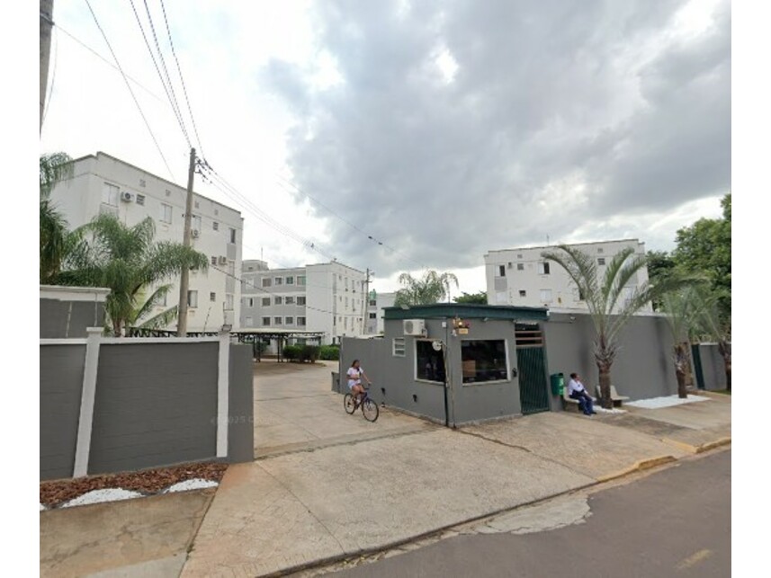 Apartamento à venda em leilão