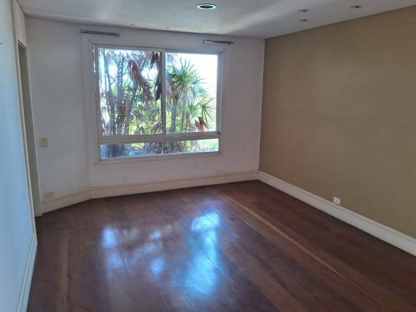 Apartamento à venda em leilão, localizado em São Paulo - SP