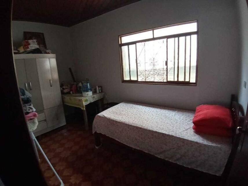 Casa no Setor Cristo Redentor (foto 8 de 15)
