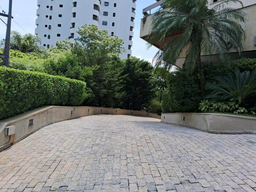 Apartamento à venda em leilão, localizado em São Paulo - SP