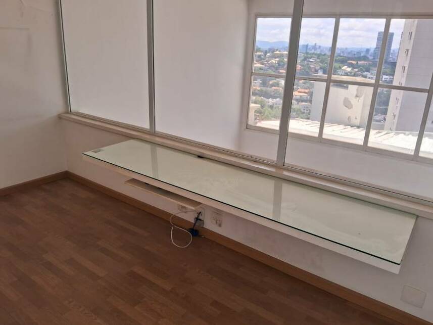 Apartamento à venda em leilão, localizado em São Paulo - SP