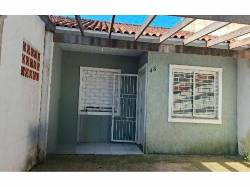 Casa à venda em leilão, localizado em Cachoeirinha - RS