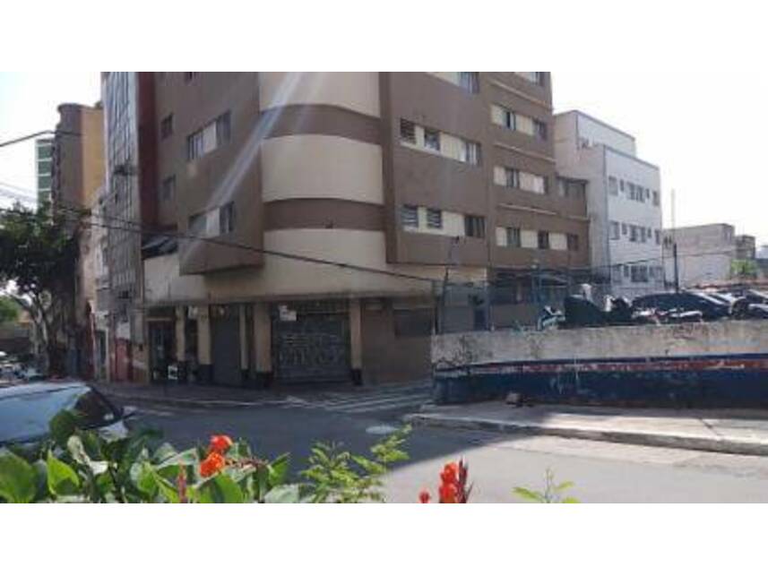 Apartamento no Sé (foto 2 de 14)