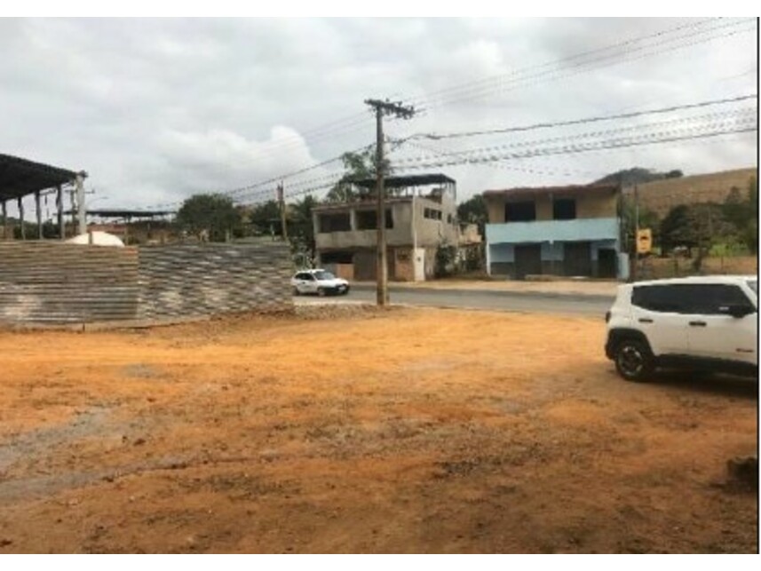 Terreno à venda em leilão, localizado em Muriaé - MG