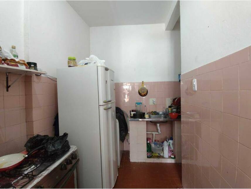 Casa à venda em leilão, localizado em Salvador - BA