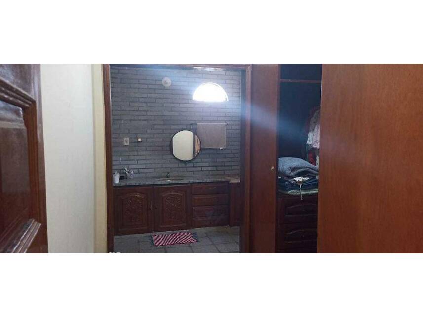 Casa à venda em leilão, localizado em Aracati - CE
