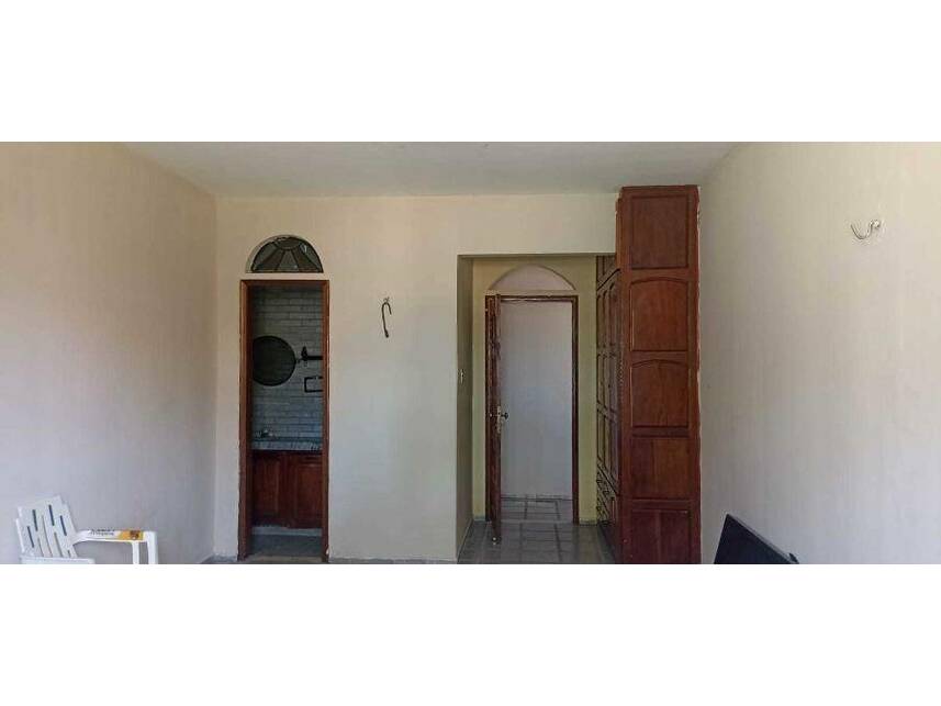Casa à venda em leilão, localizado em Aracati - CE