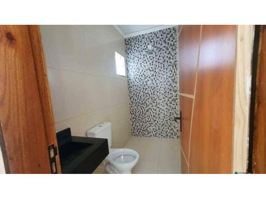 Casa à venda em leilão, localizado em Missão Velha - CE