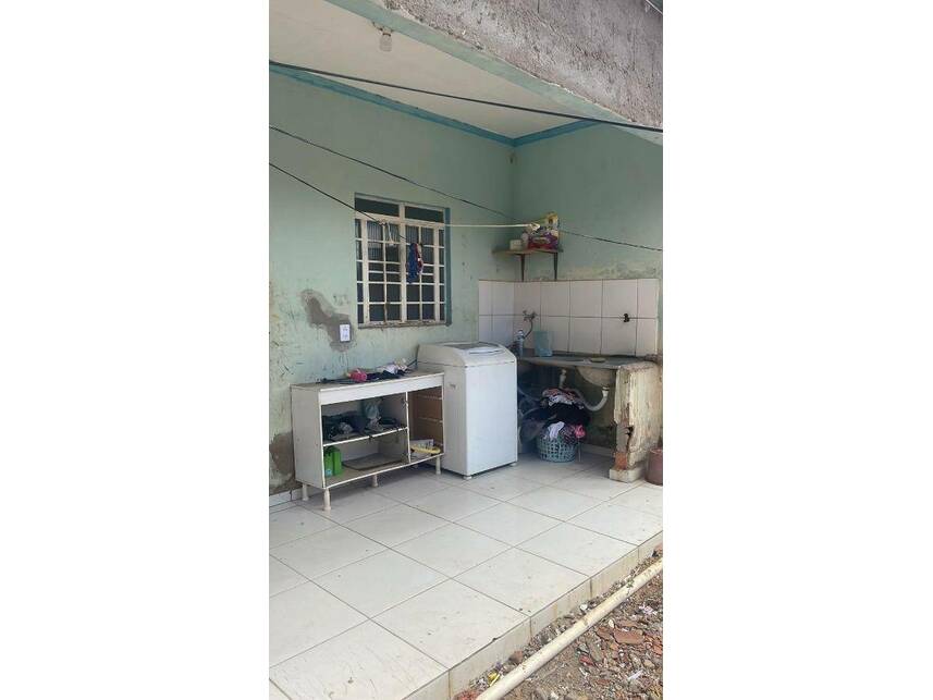 Casa à venda em leilão, localizado em Petrolina - PE