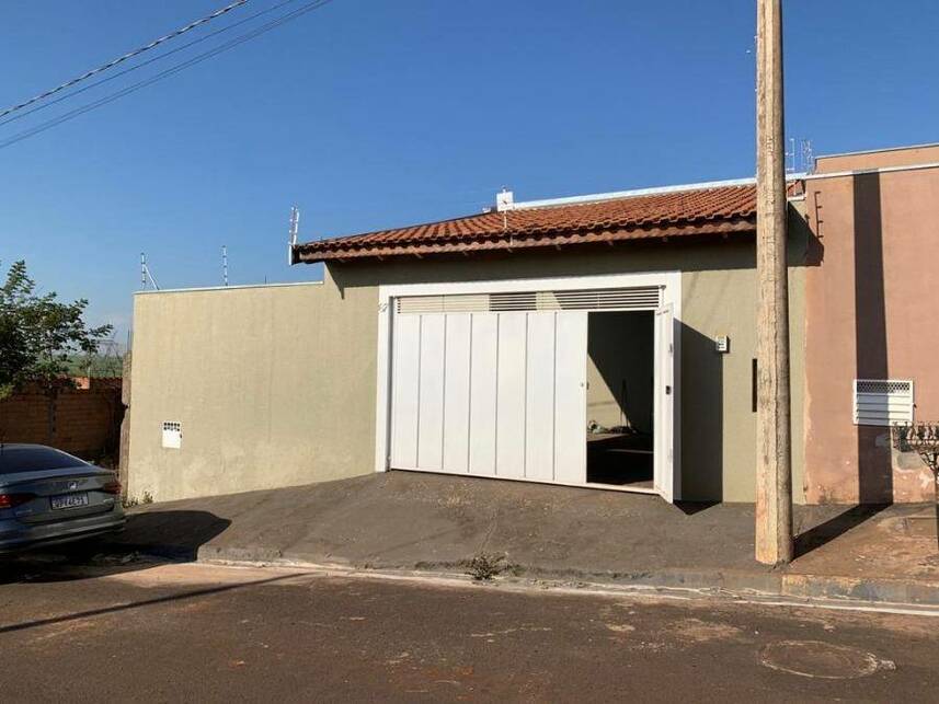 Casa à venda em leilão, localizado em Jardinópolis - SP