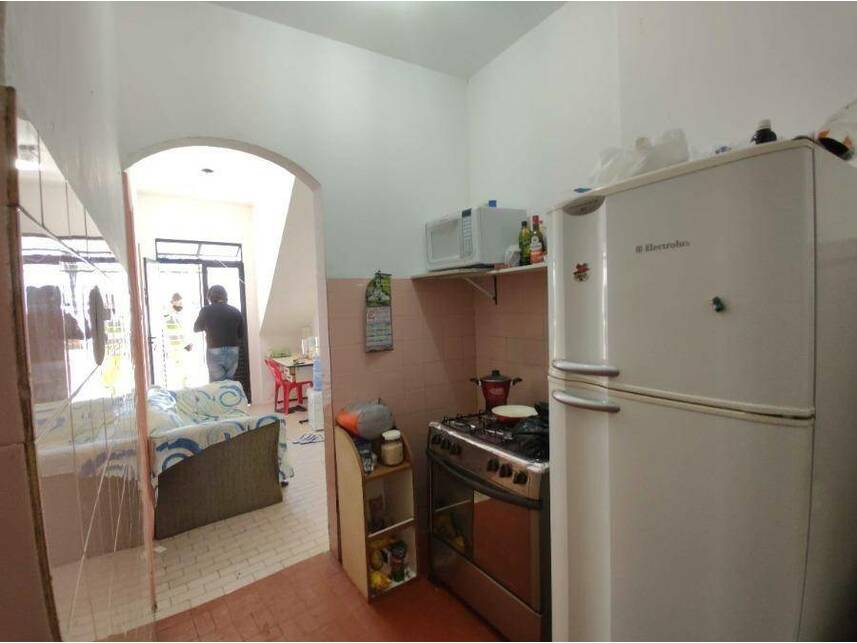 Casa à venda em leilão, localizado em Salvador - BA