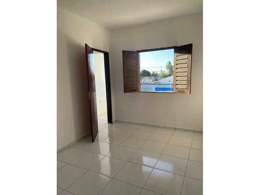 Apartamento à venda em leilão, localizado em Horizonte - CE