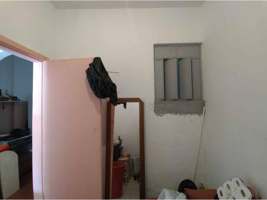 Casa à venda em leilão, localizado em Salvador - BA