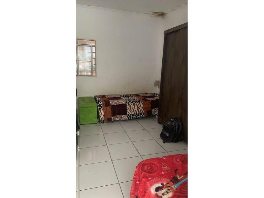 Casa à venda em leilão, localizado em Petrolina - PE