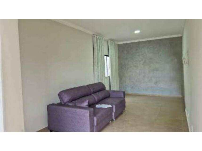 Casa à venda em leilão, localizado em Cachoeira Paulista - SP