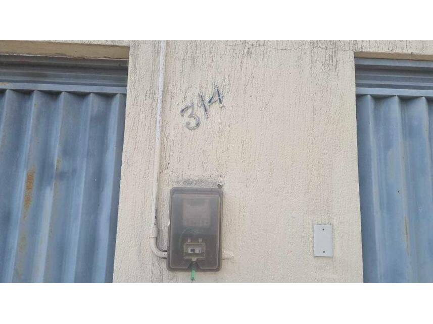 Casa à venda em leilão, localizado em Missão Velha - CE
