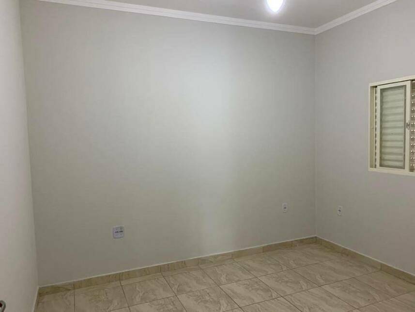 Casa à venda em leilão, localizado em Jardinópolis - SP