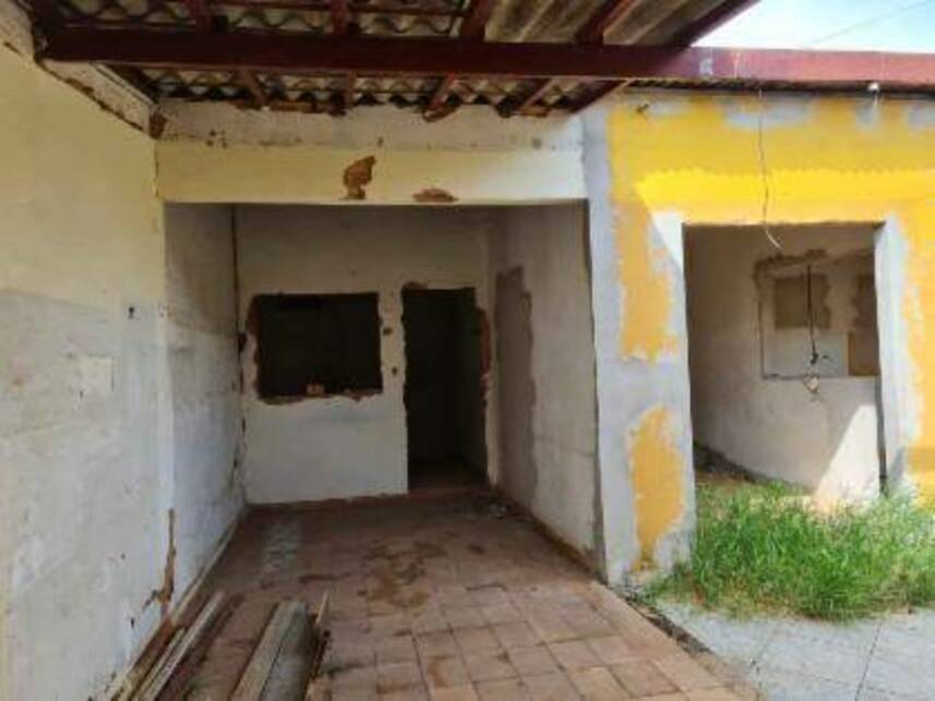 Casa à venda em leilão, localizado em Tupã - SP