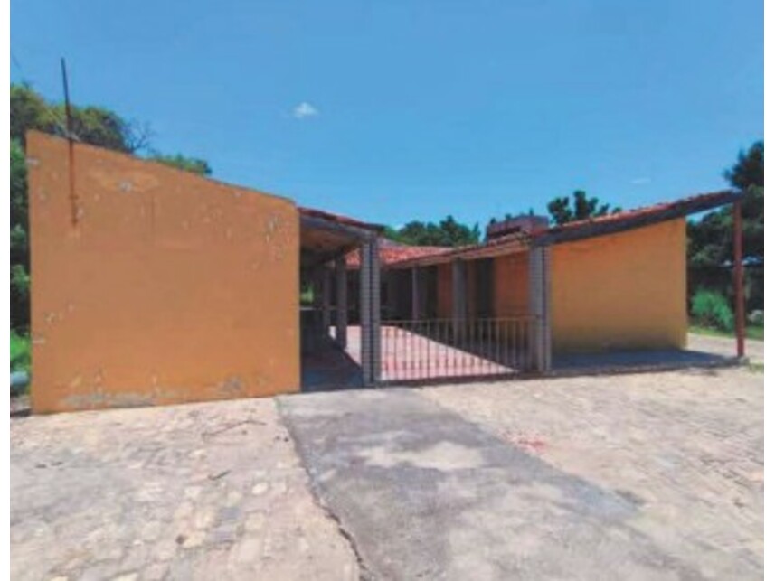 Residencial / Comercial à venda em leilão, localizado em Juazeiro - BA