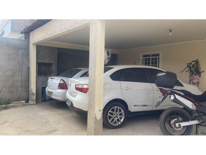Casa à venda em leilão, localizado em Petrolina - PE