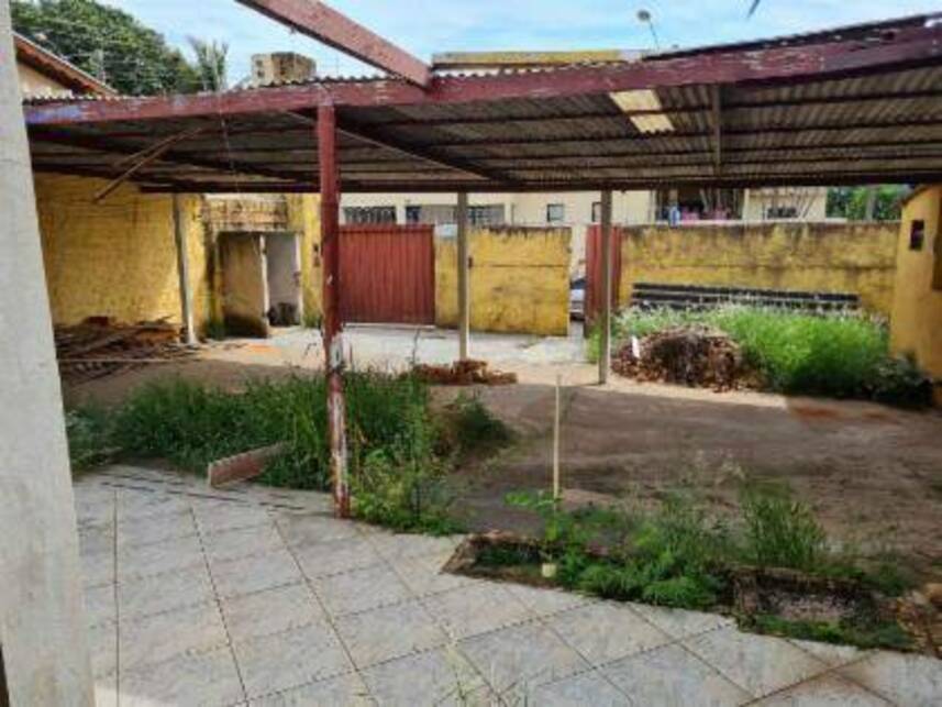 Casa à venda em leilão, localizado em Tupã - SP