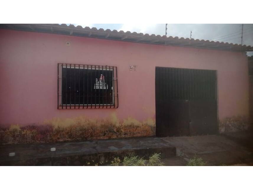 Casa à venda em leilão, localizado em São Luís - MA