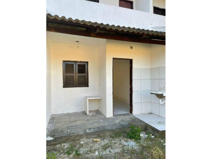 Apartamento à venda em leilão, localizado em Horizonte - CE