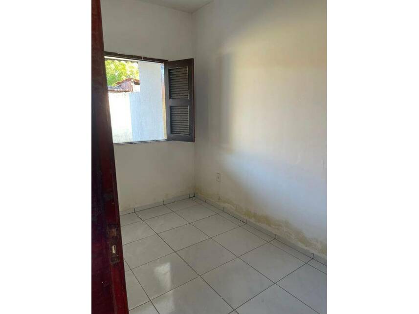 Apartamento à venda em leilão, localizado em Horizonte - CE