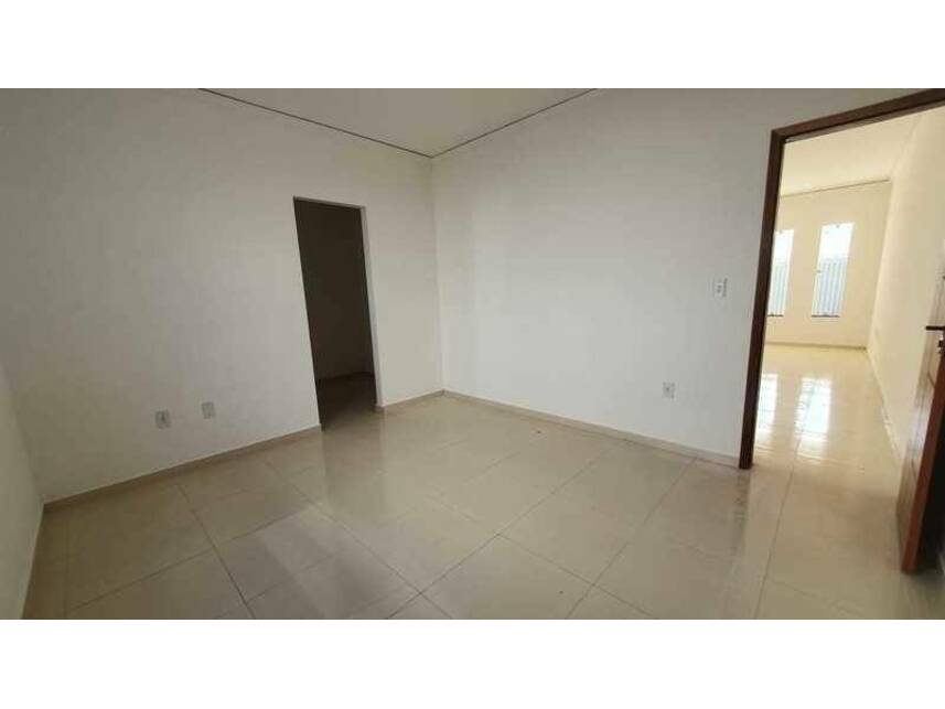 Casa à venda em leilão, localizado em Missão Velha - CE