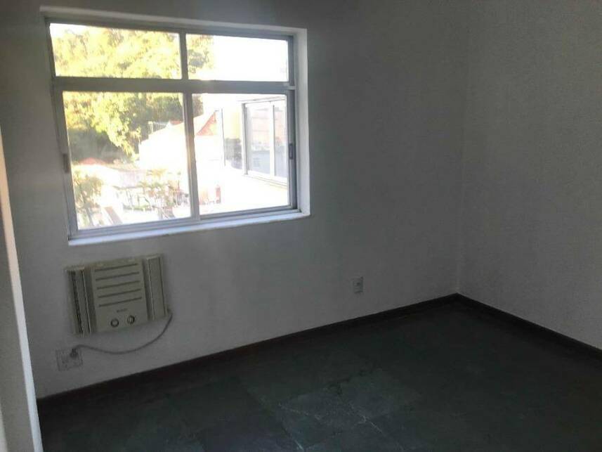 Apartamento à venda em leilão, localizado em Rio De Janeiro - RJ