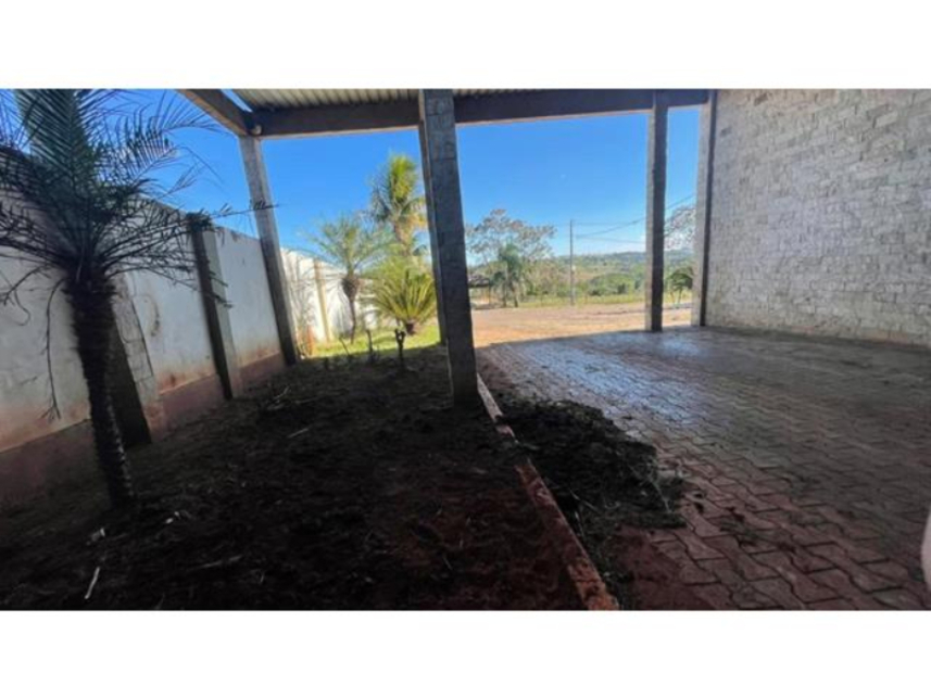 Terreno à venda em leilão, localizado em Pérola - PR