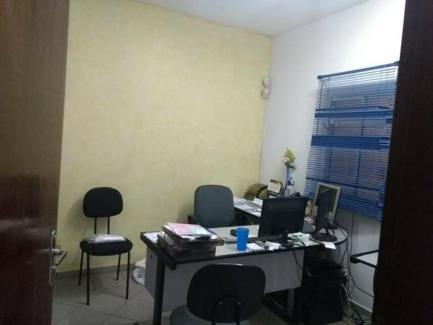 Casa à venda em leilão, localizado em Santo André - SP