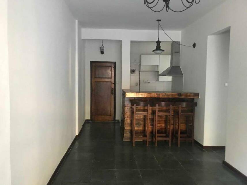 Apartamento à venda em leilão, localizado em Rio De Janeiro - RJ