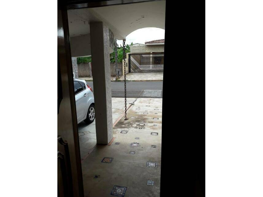 Casa à venda em leilão, localizado em Fernandópolis - SP