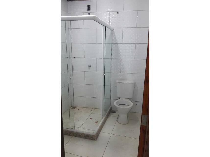 Casa à venda em leilão, localizado em São João De Meriti - RJ