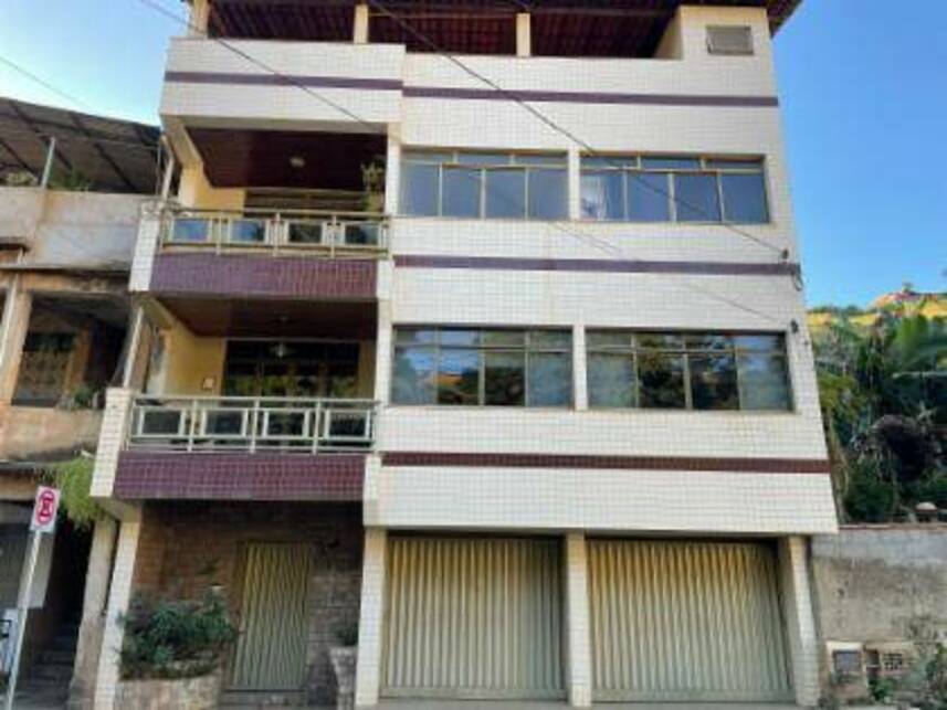 Apartamento à venda em leilão, localizado em Ponte Nova - MG