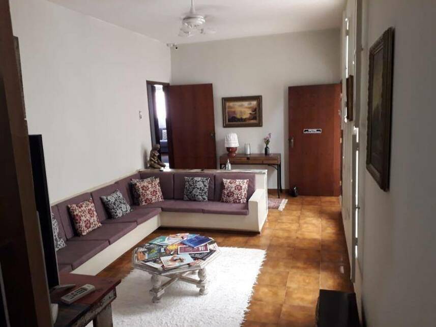 Casa à venda em leilão, localizado em Fernandópolis - SP