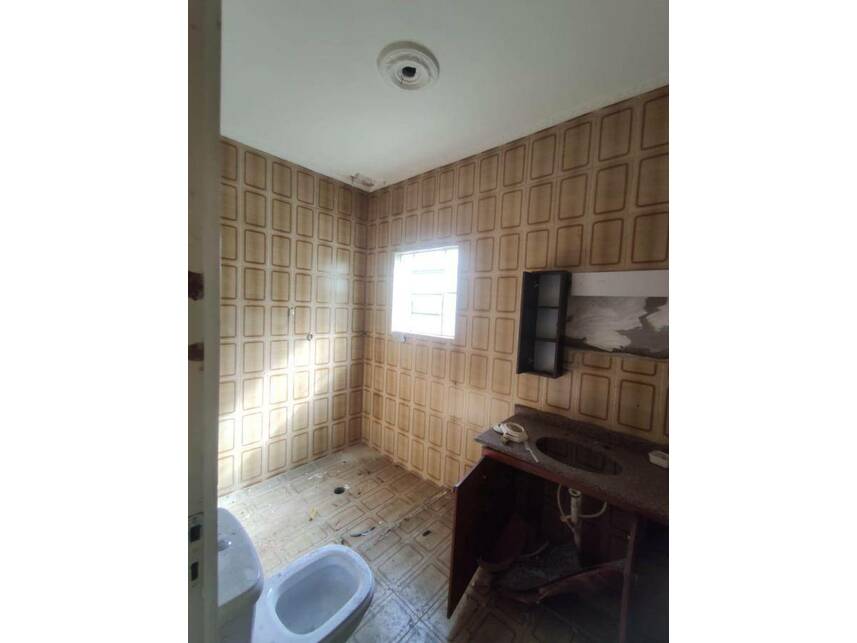 Casa à venda em leilão, localizado em São Paulo - SP