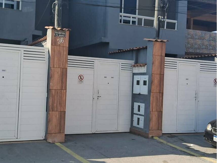 Casa à venda em leilão, localizado em São João De Meriti - RJ